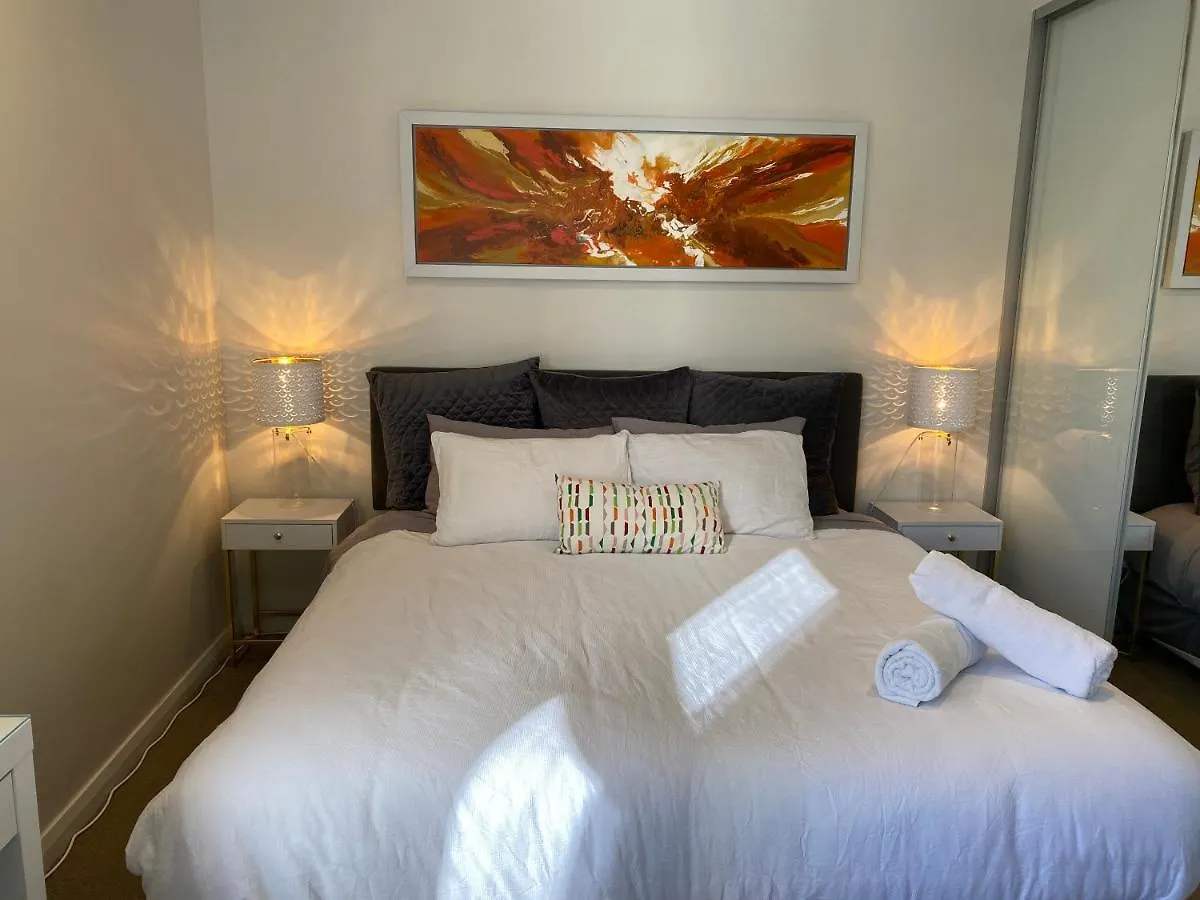 Governor Luxe 1 Bedroom Apartment In The Heart Of Barton Wifi Gym Wine Secure Parking Canberra Kingston